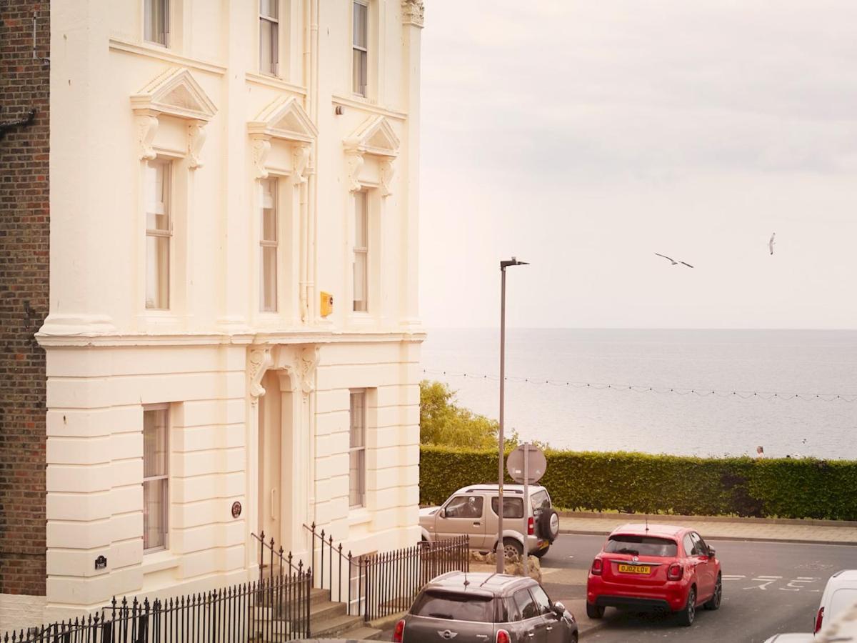 Pass The Keys Amazing 2 Bedroom Home In The Seaside Town Filey Eksteriør billede